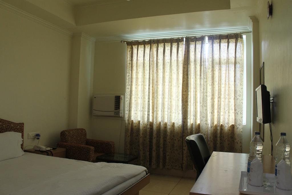 Bodhgaya Gautam Hotell Rom bilde